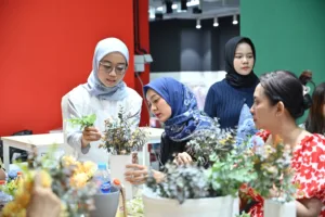 peserta-merangkai-bunga-01