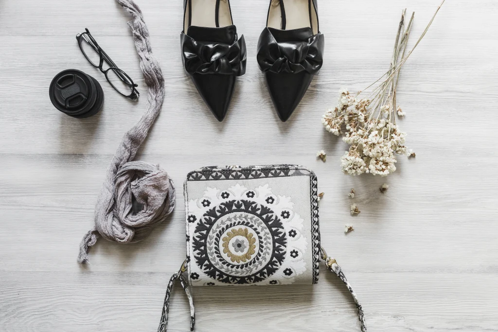 Aksesoris-Fashion-Paling-Penting-untuk-Wanita