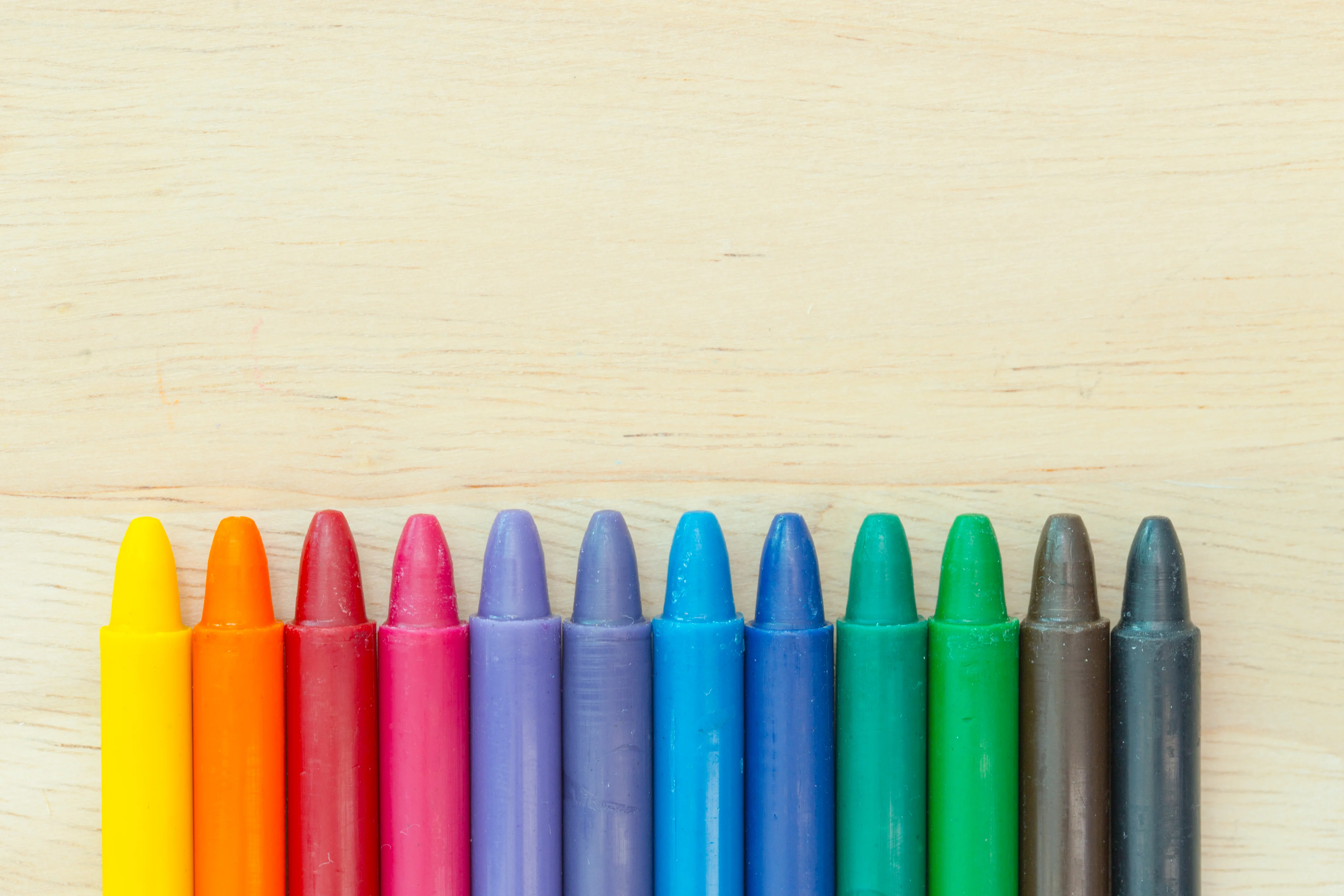 crayon-banyak-warna